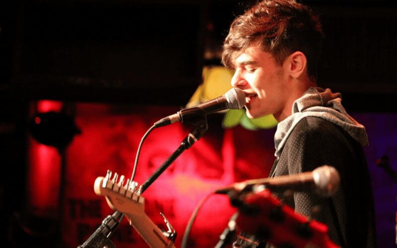 Sam Levin Guitar Competition Winner Мusic Gateway