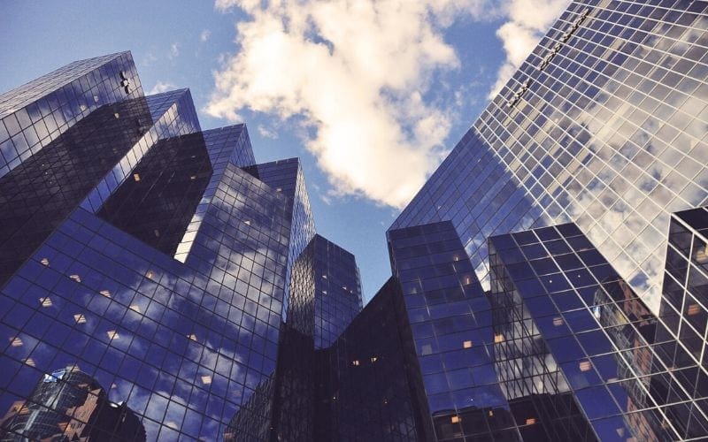Skyscrapers during the day: Major, Mini-major and independent music publishers
