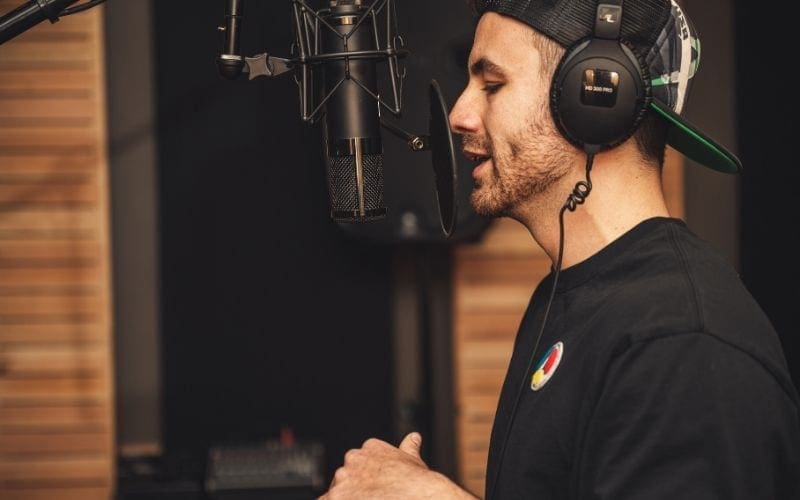 How To Use Condenser Microphone