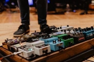How Do You Use A Distortion Pedal?