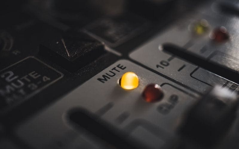 audio signal flow