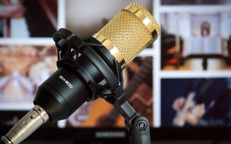 Microphone recording mono vs stereo