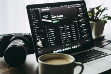 Why It’s Not A Good Idea To Pay For Streams & Playlist Adds