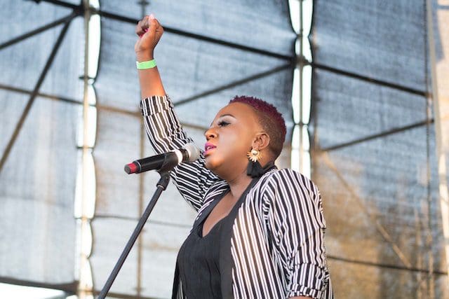 Stage Presence – How To Give Yourself To The Audience