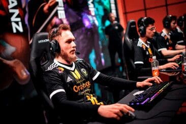 How To Make An eSports Team