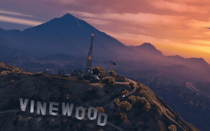 Grand Theft Auto vinewood sign
