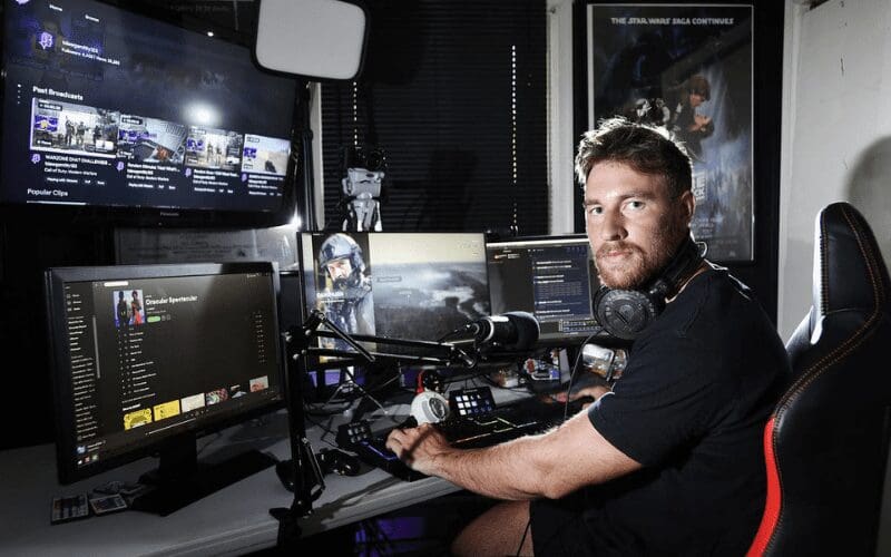 twitch streaming set up with streamer