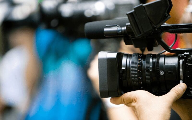 video camera 