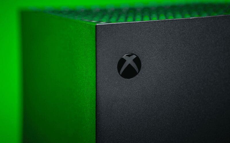 Xbox console 