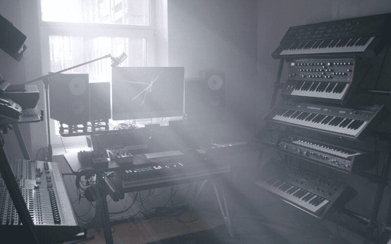 recording studio synthesizers