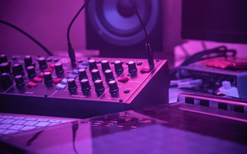 synthesizer 