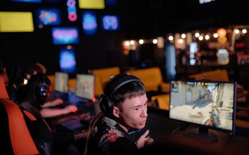 gaming café 