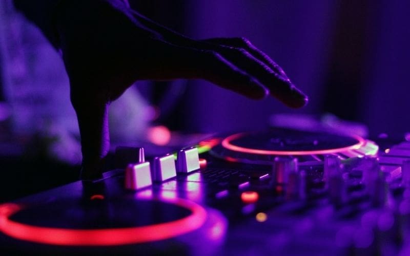 How To Improvise Music 