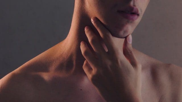 Sing With a Sore Throat: How To Sing, Risks & Remedies