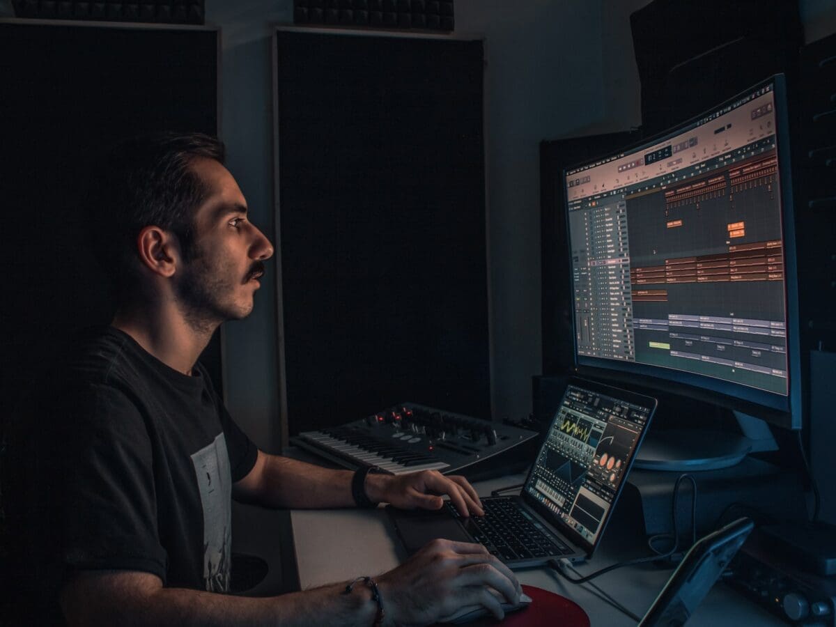 Profiling Guillermo Zambrano Music Producer