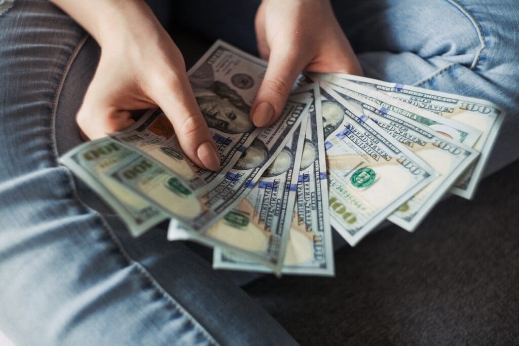 how to manage  a music artist