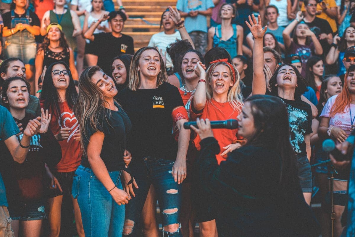 Top Ten No 1 Party Anthem Lyrics