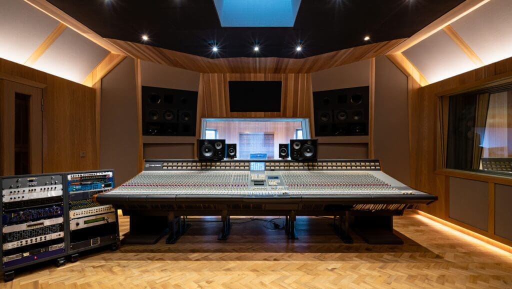 Mixing Studio